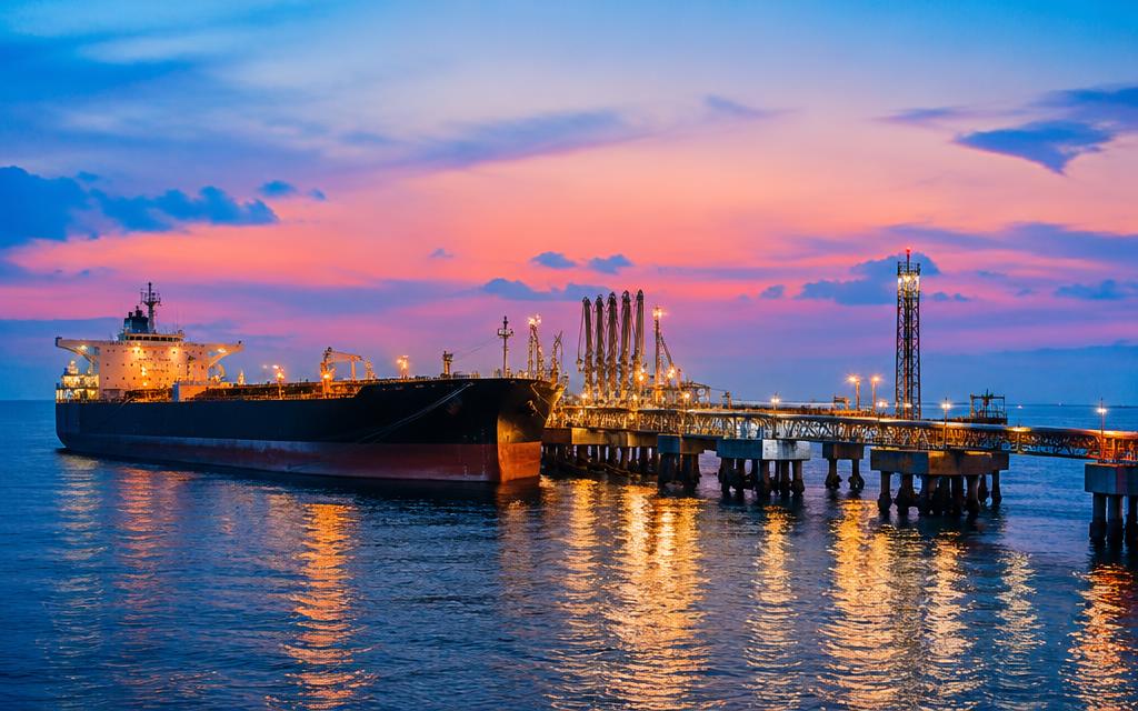 When Discharge Leaves a Mark: Handling Bulk Carrier Damage Before Sailing